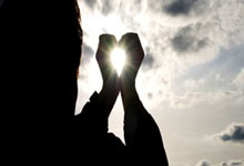 新疆队取胜领跑，球队状态亮眼